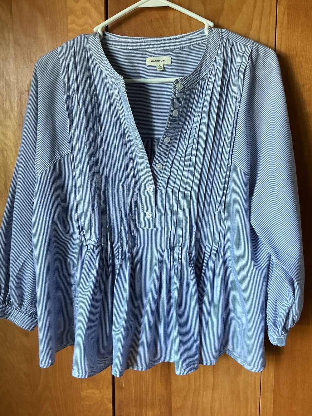 Max Studio Blue Pinstripe Pintuck Peasant Blouse
